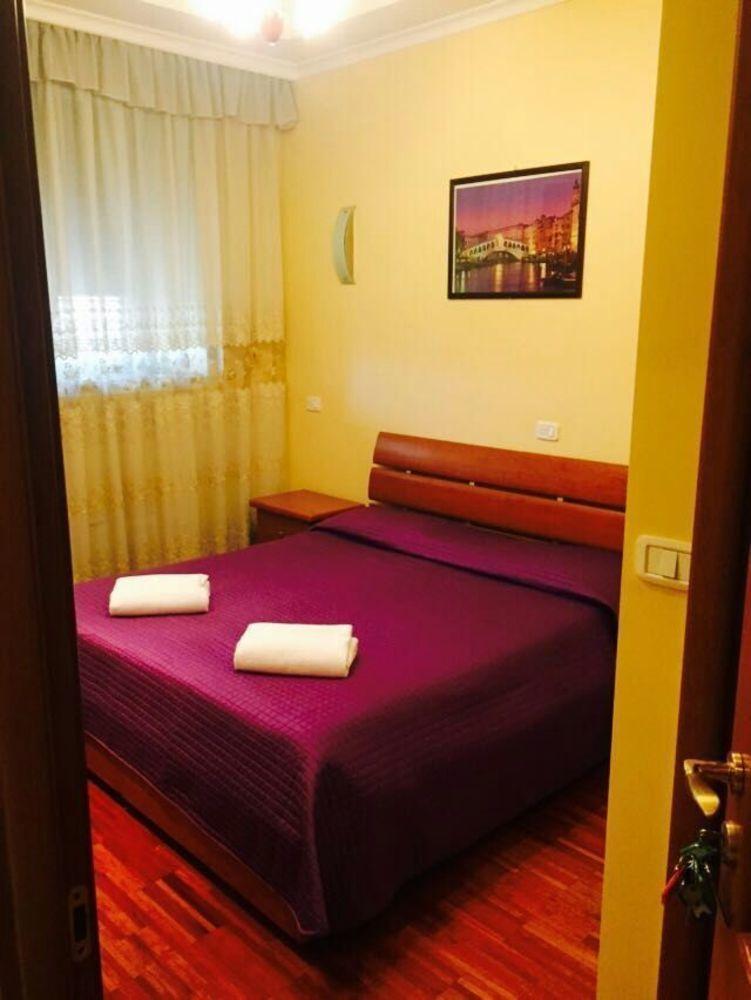 Zhihua Guest House Рим Екстер'єр фото