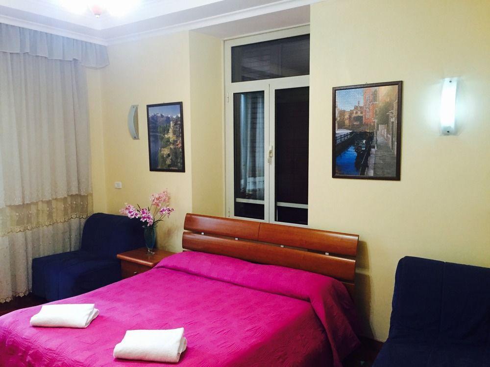 Zhihua Guest House Рим Екстер'єр фото