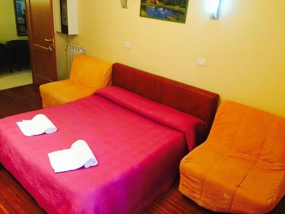 Zhihua Guest House Рим Екстер'єр фото