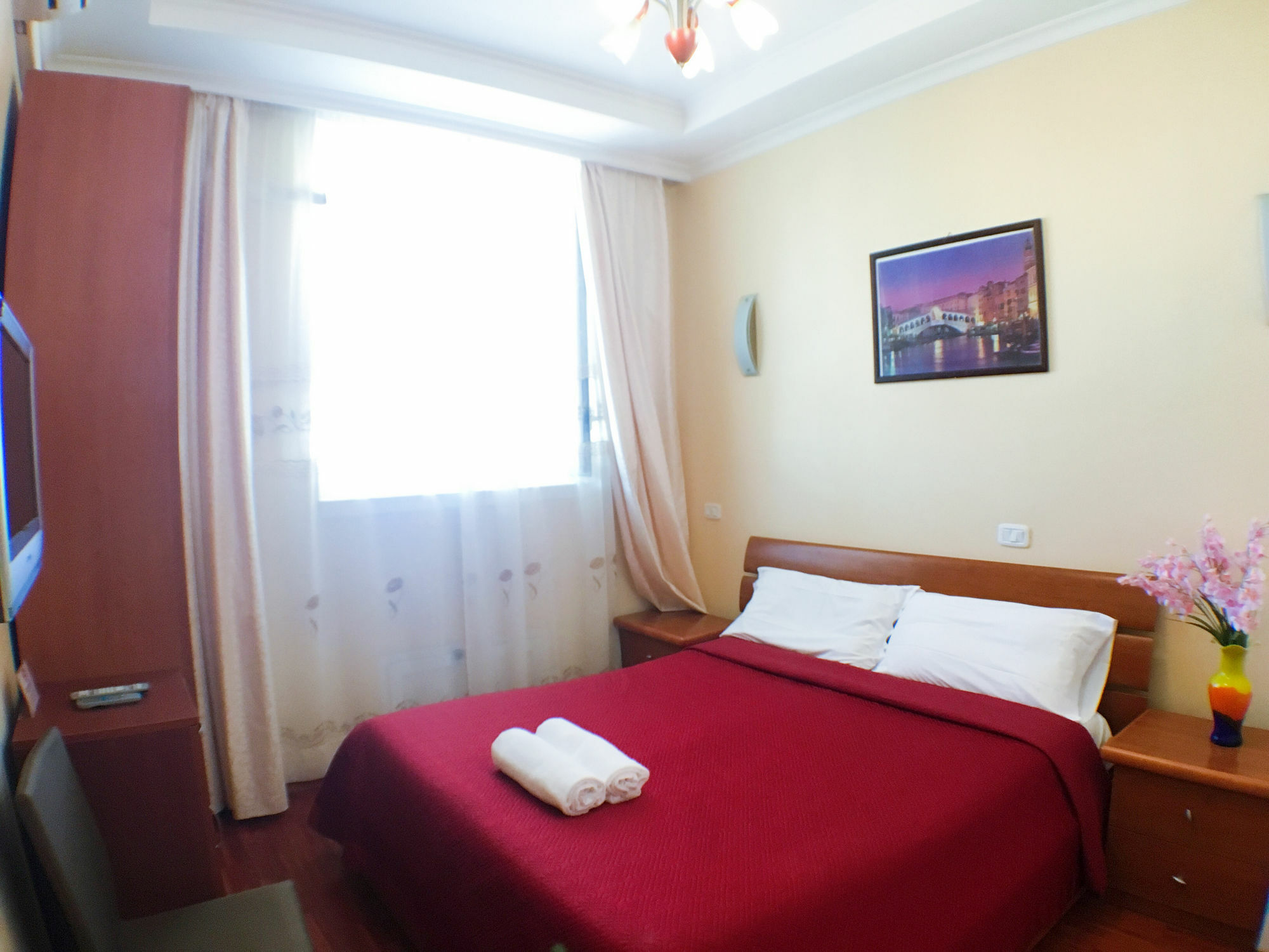 Zhihua Guest House Рим Екстер'єр фото